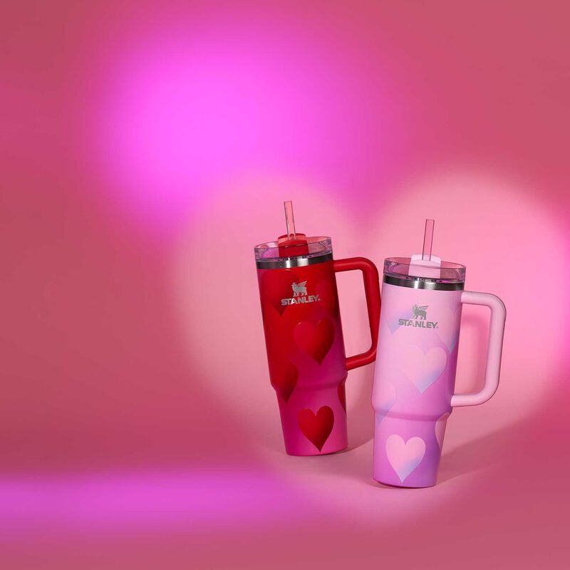 Stanley Valentine&rsquo;s Day Quencher H2.0 Flowstate&trade; Tumbler 20oz Rouge Heart image number 1